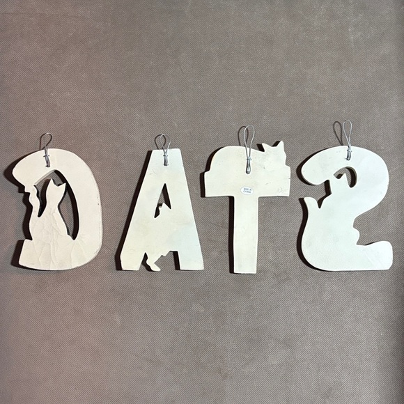 Decorative 'CATS' Wall Hanging - Picture 6 of 8
